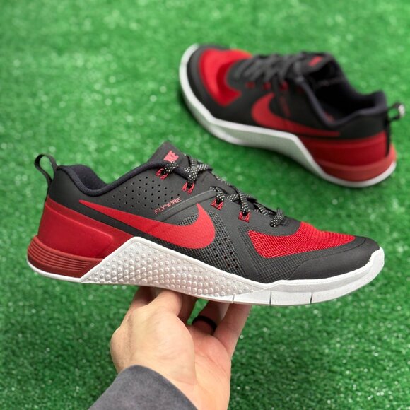 Nike Metcon 1 OG Low Mens Running Shoes Black FQ1854-001 VNDS Sz 7.5 - Picture 1 of 7